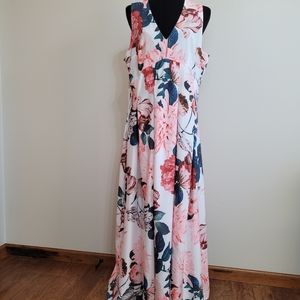Rosewe Maxi Dress